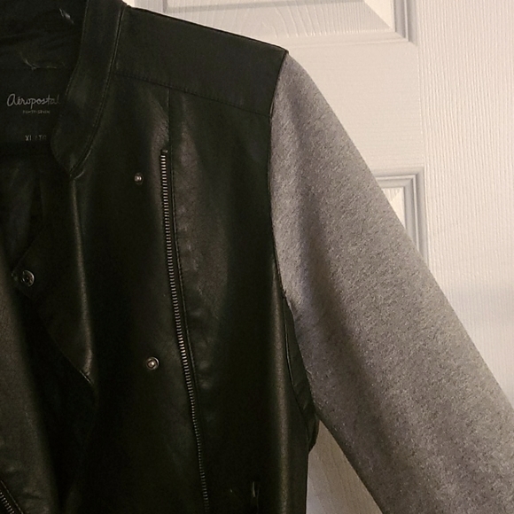 Jacket - Picture 3 of 3